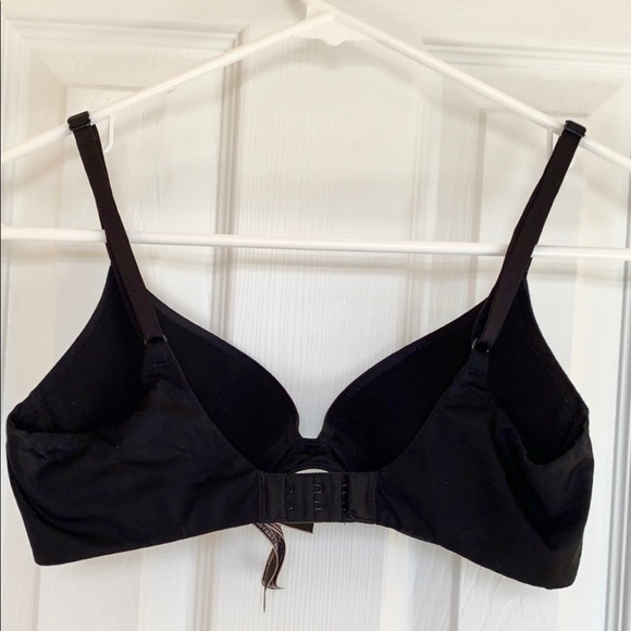 Victoria’s Secret Push-Up Bra Size 32C - Picture 4 of 7